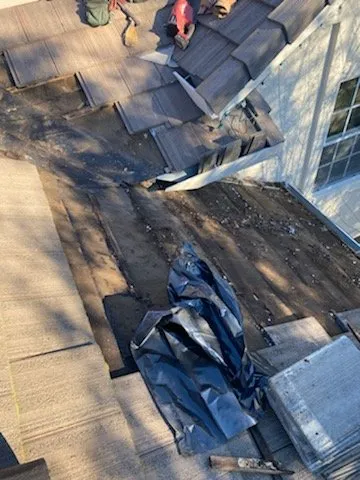 Slide of JD Jones Roof Crafter