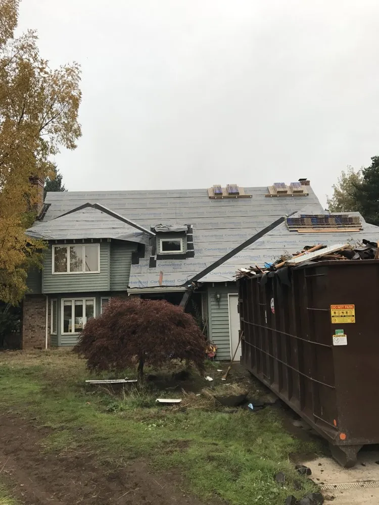 Slide of J&D Maintenance