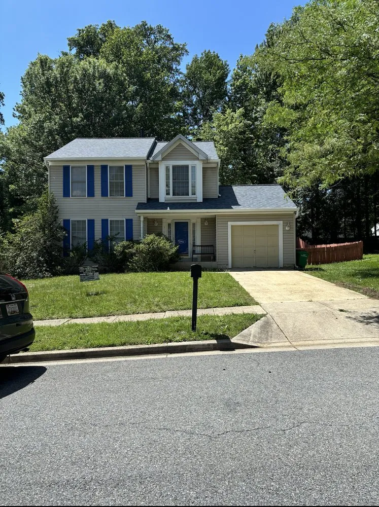 Slide of J&D Roofing