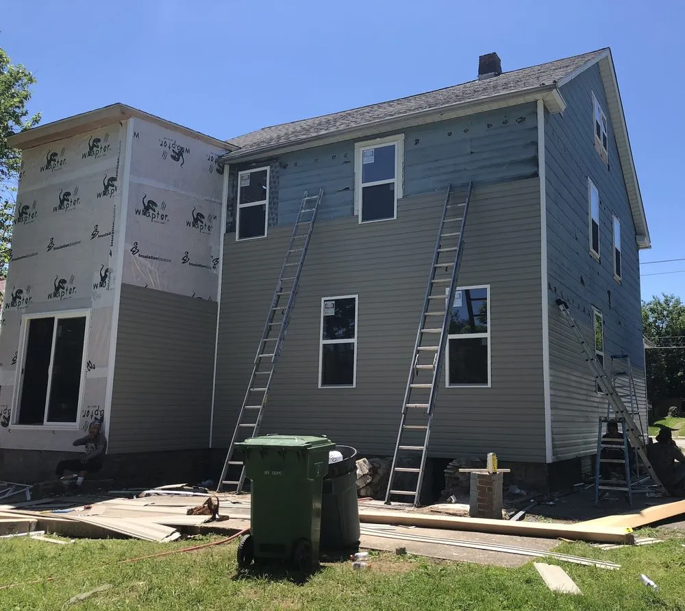 Slide of J&D Roofing