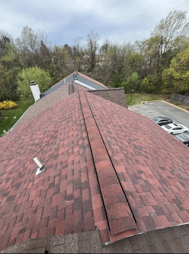 Slide of J&D Roofing