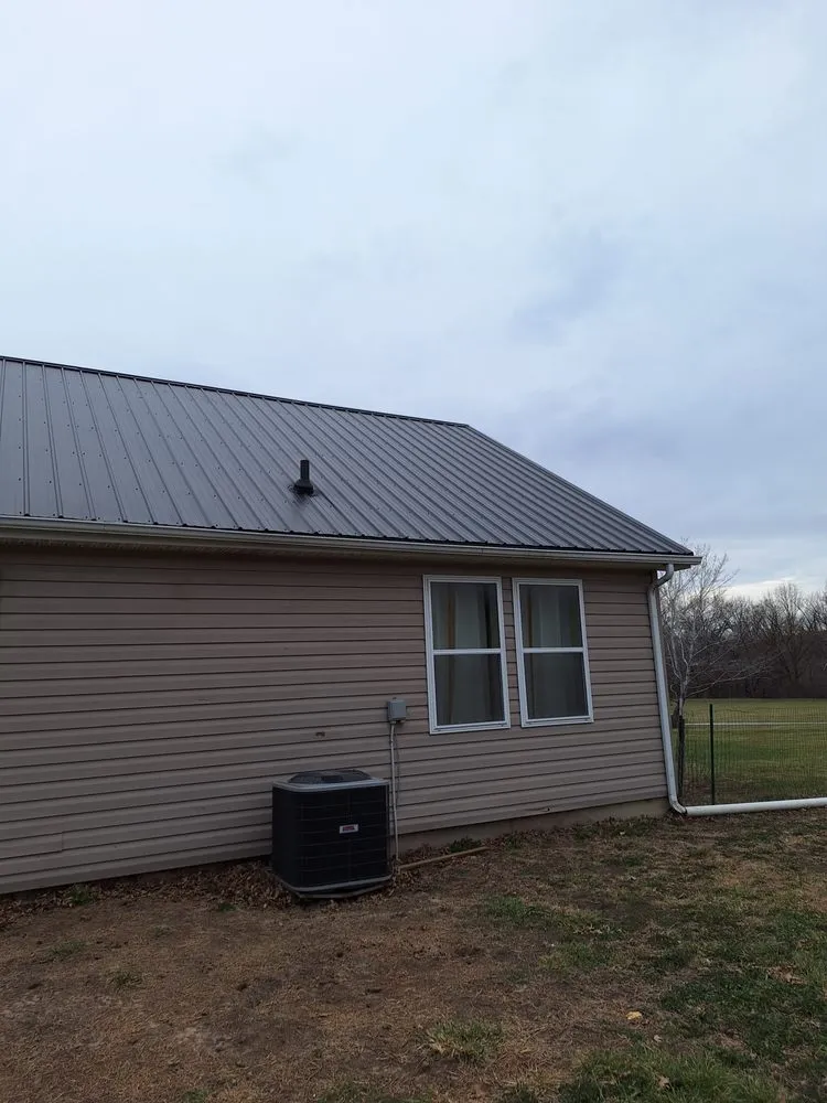 Slide of JDNR Roofing & Construction