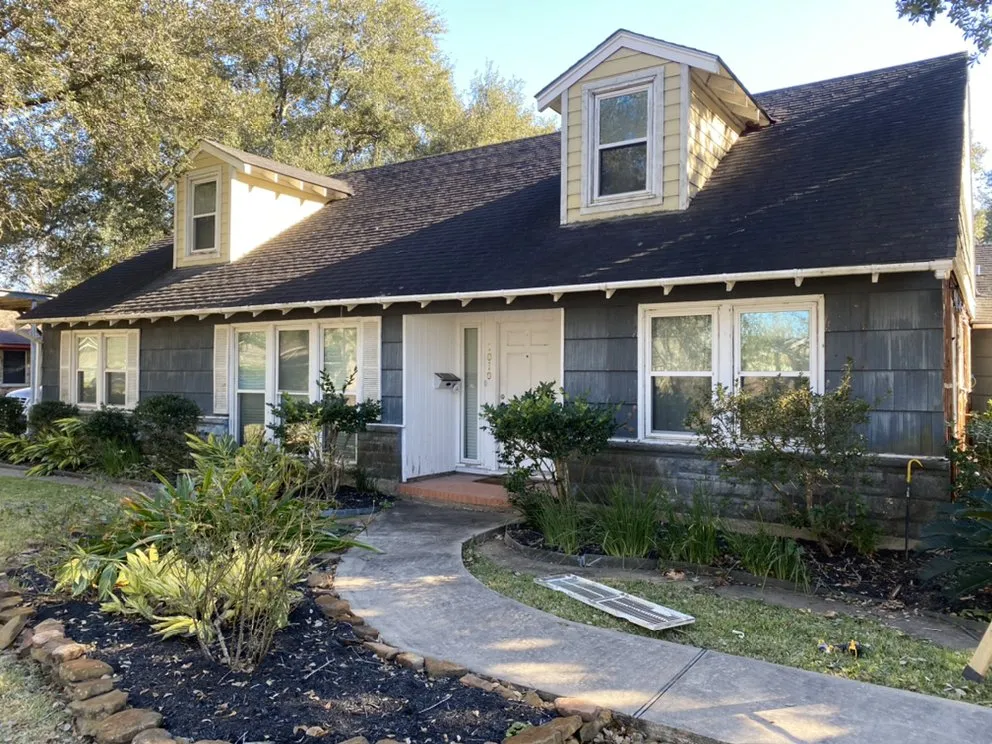 Slide of JDR Construction