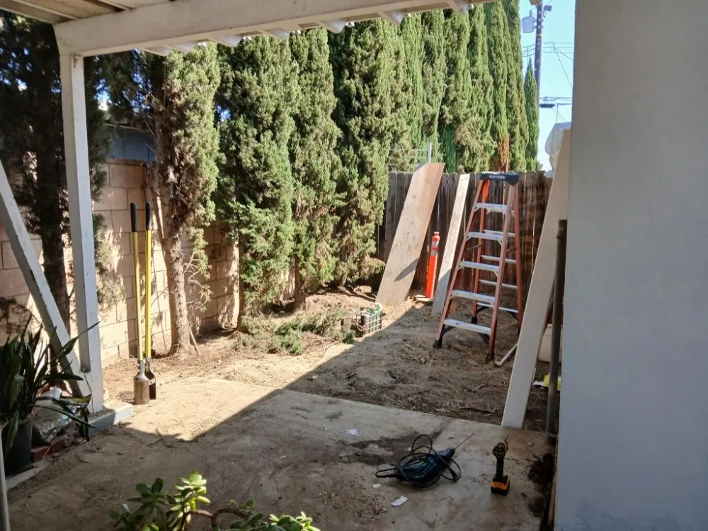 Slide of JE Home Construction