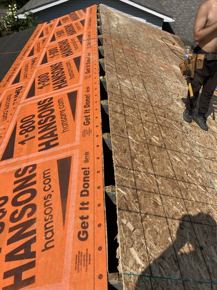 Slide of J&E Roofing & Repairs