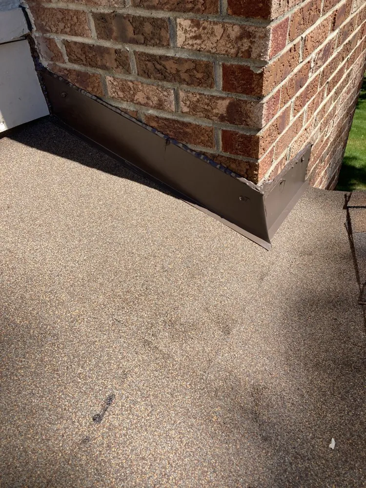 Slide of J&E Roofing & Repairs