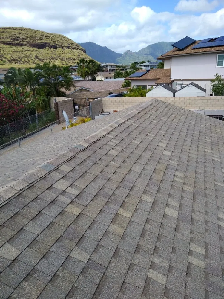 Slide of J&E ROOFING