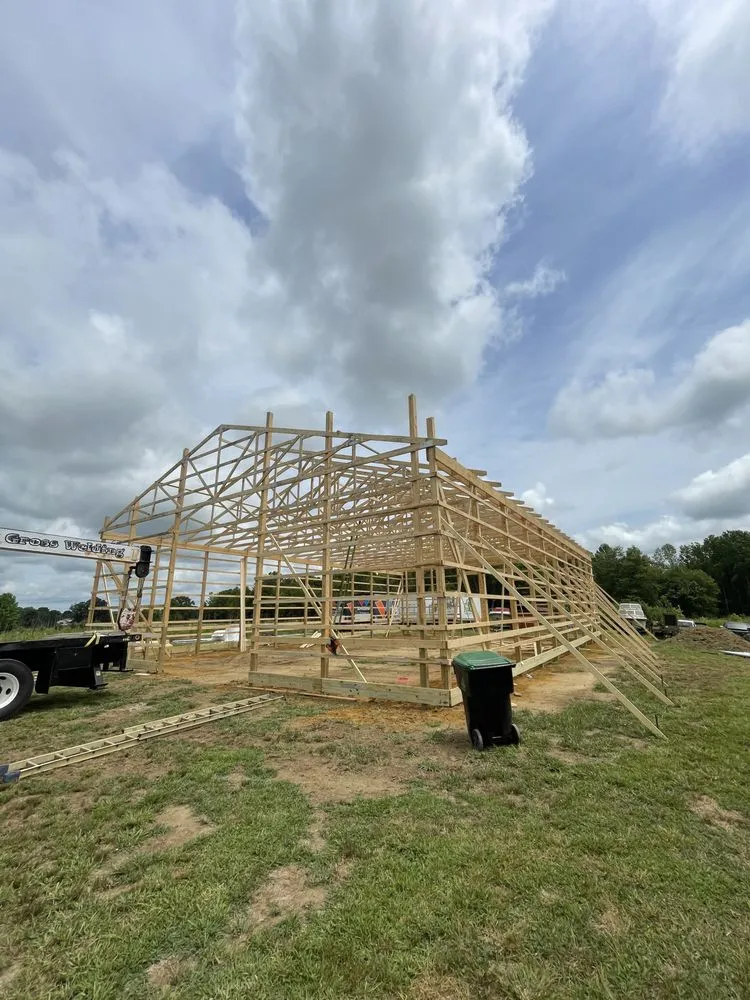 Emergency roof inspection same-day service in East Bernstadt, KY by JEC Enterprise