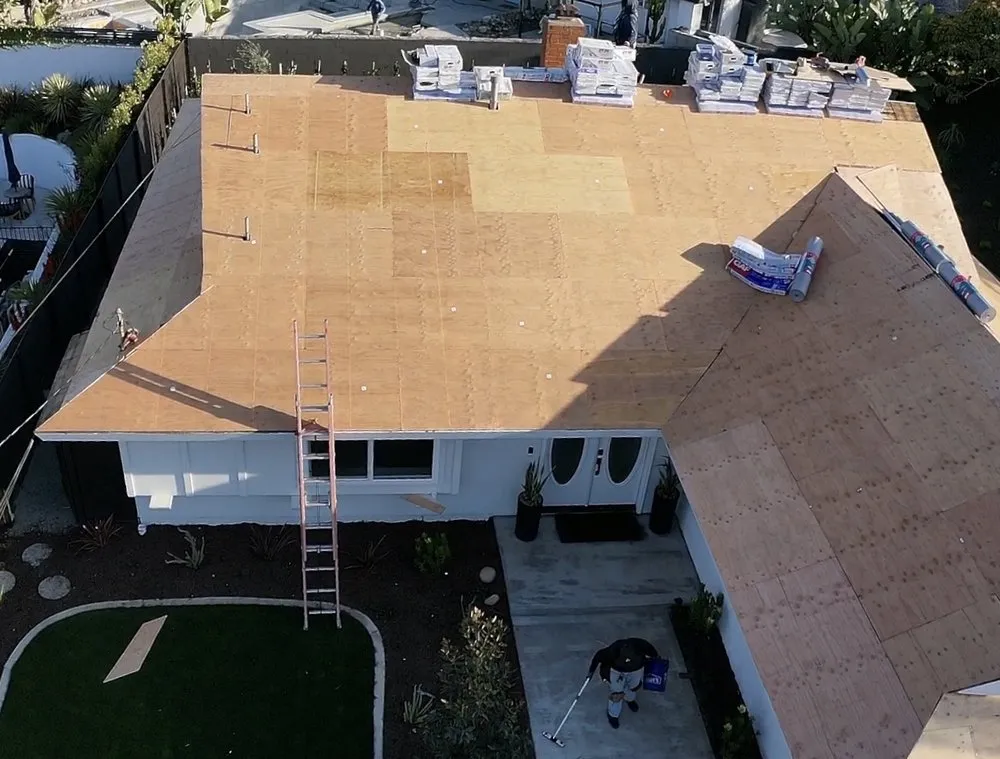 Slide of J.E.C. Roofing Inc.