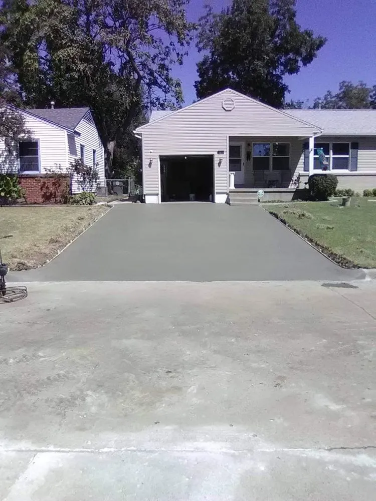 Slide of Jeff Linduff Concrete