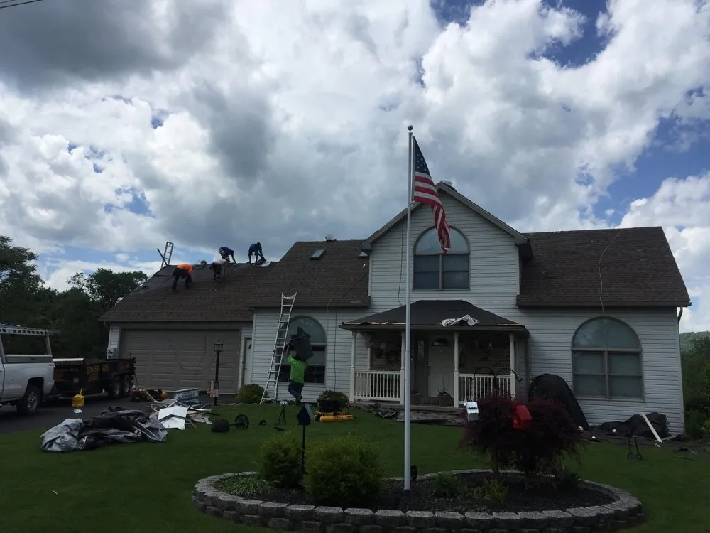 Emergency shingle roofing service in Fredericksburg, PA - Jeff Maz Roofing and Handyman Services