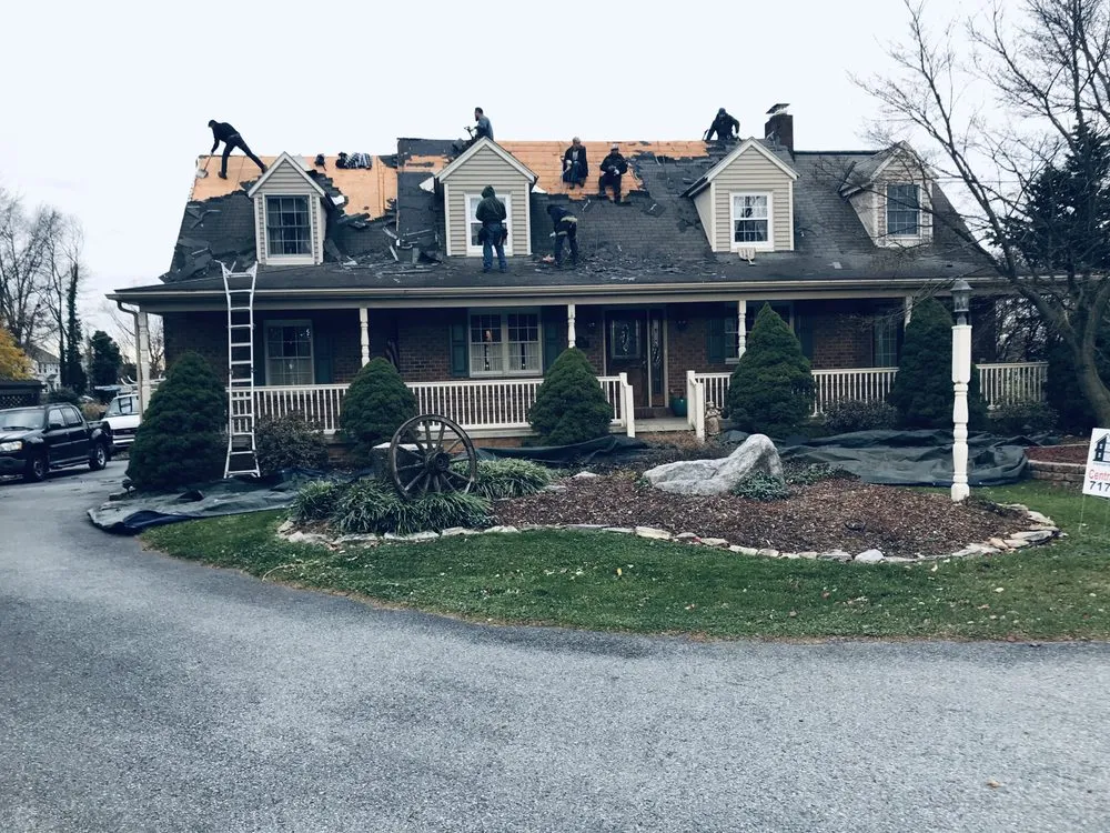 Top-rated flat roof repair in Fredericksburg, PA by Jeff Maz Roofing and Handyman Services