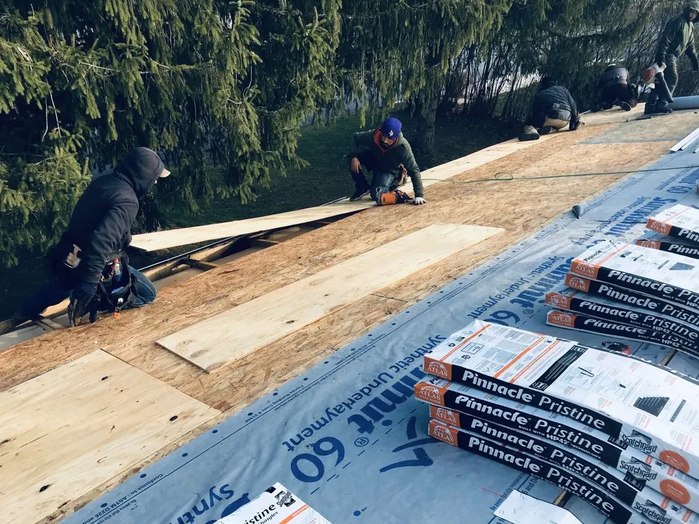 Professional flat roof repair in Fredericksburg, PA by Jeff Maz Roofing and Handyman Services