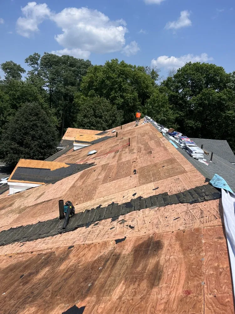 Slide of Jeff Roofing