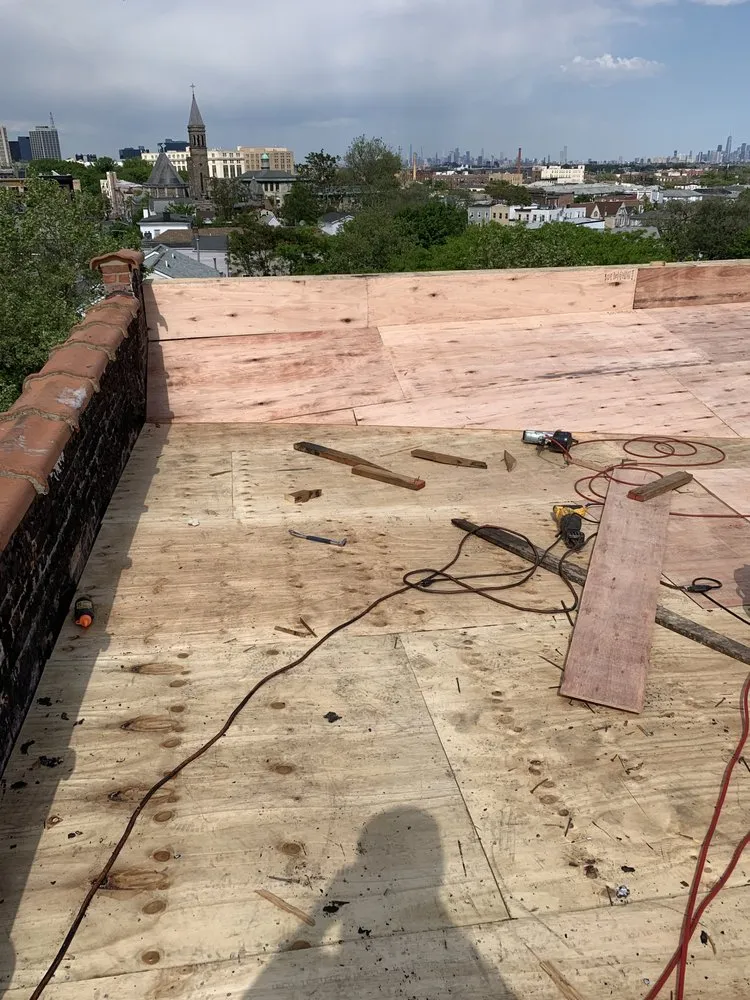 Slide of Jeff Roofing