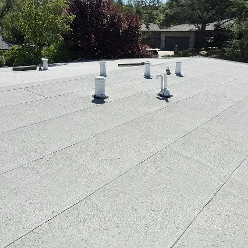 Professional flat roof repair near you in Porter, TX by Jeffery Construction