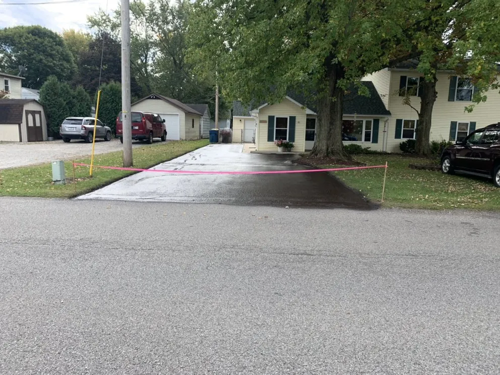 Top-rated shingle roofing service after storm damage in Porter, TX by Jeffery Construction