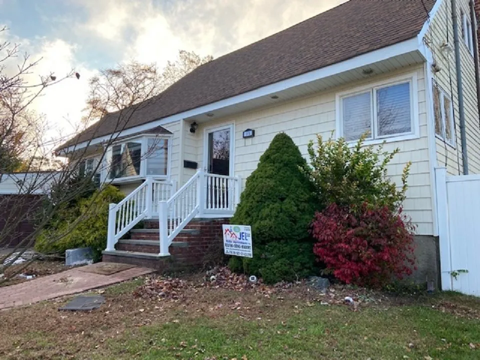 Slide of JEL Home Improvements