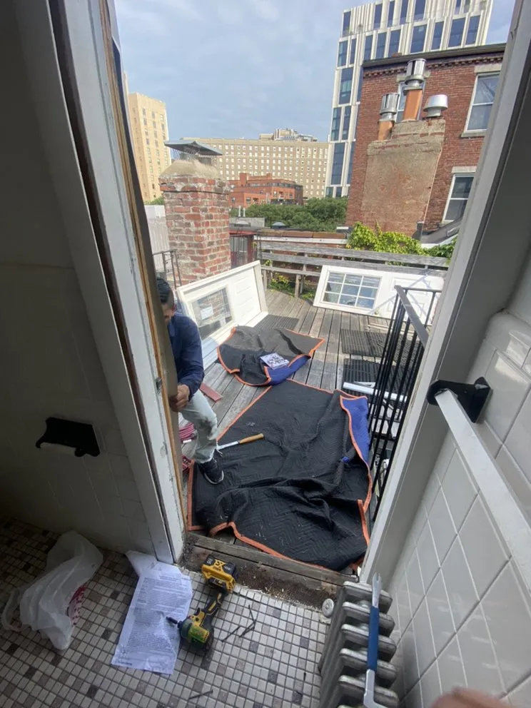 Slide of Jere Construction Roofing