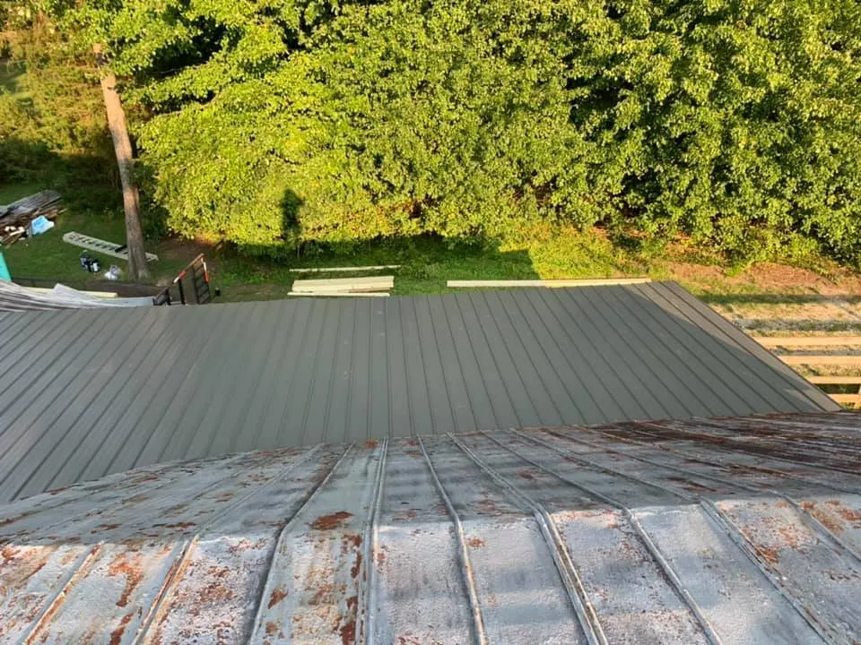 Licensed roof repair same-day service across Gray Court, SC - Jeronimo Construction and Landscaping