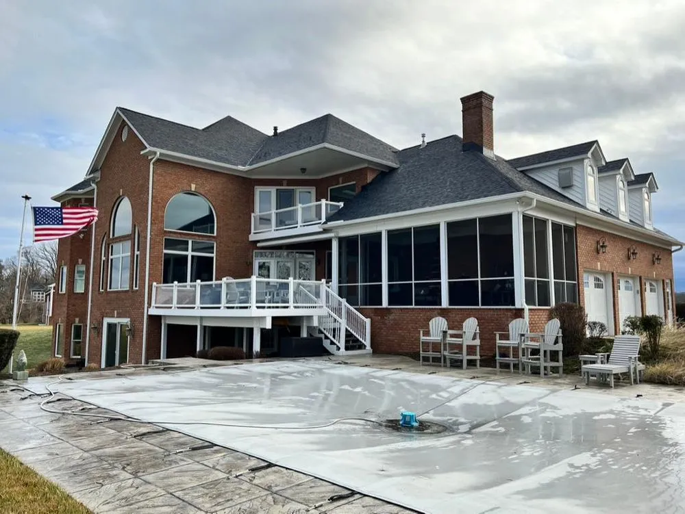 Slide of Jerry Lewis Roofing