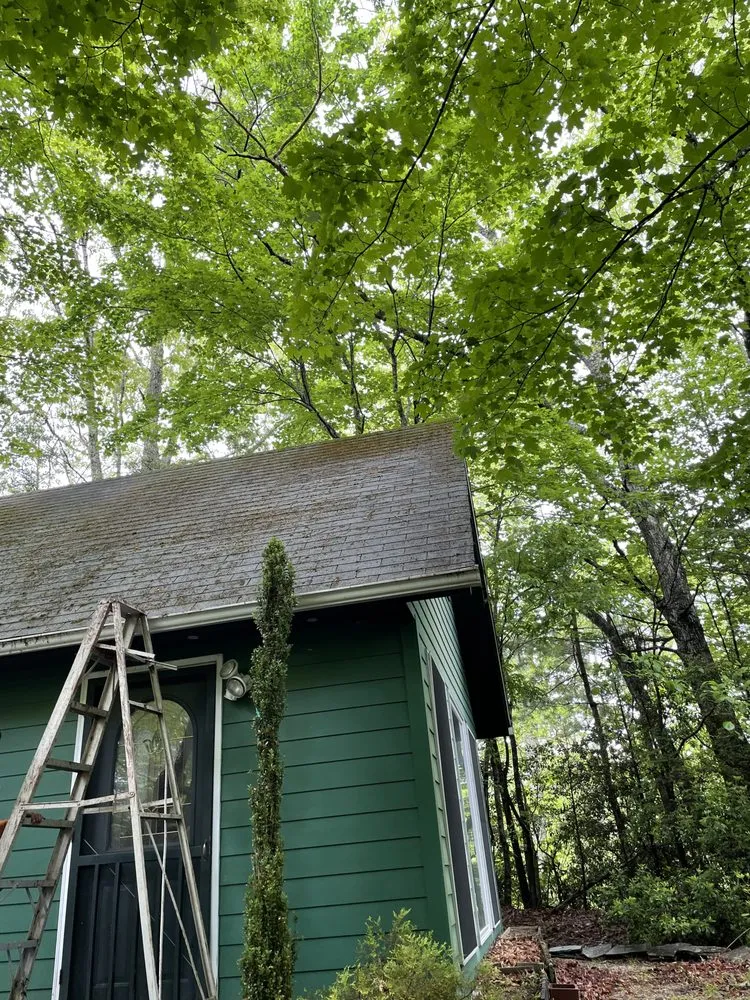 Slide of Jerrys Lawn and Roofing