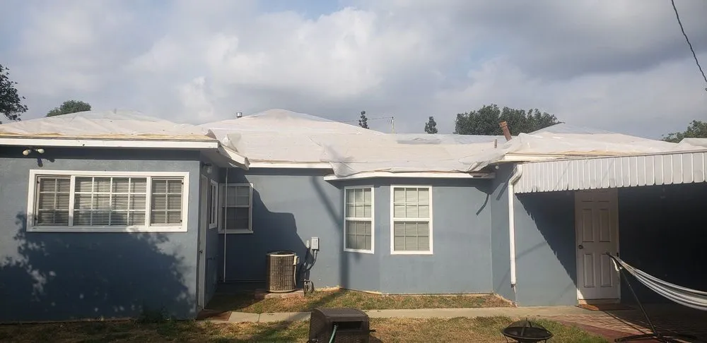 Slide of Jerry's Roofing