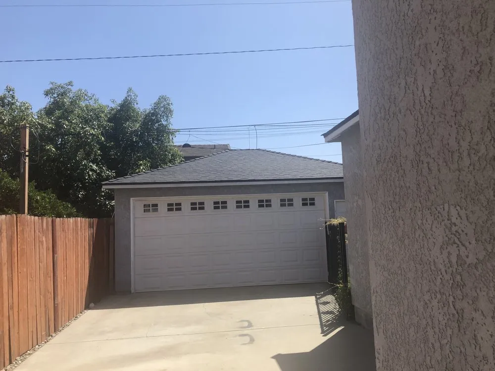 Slide of Jerry's Roofing