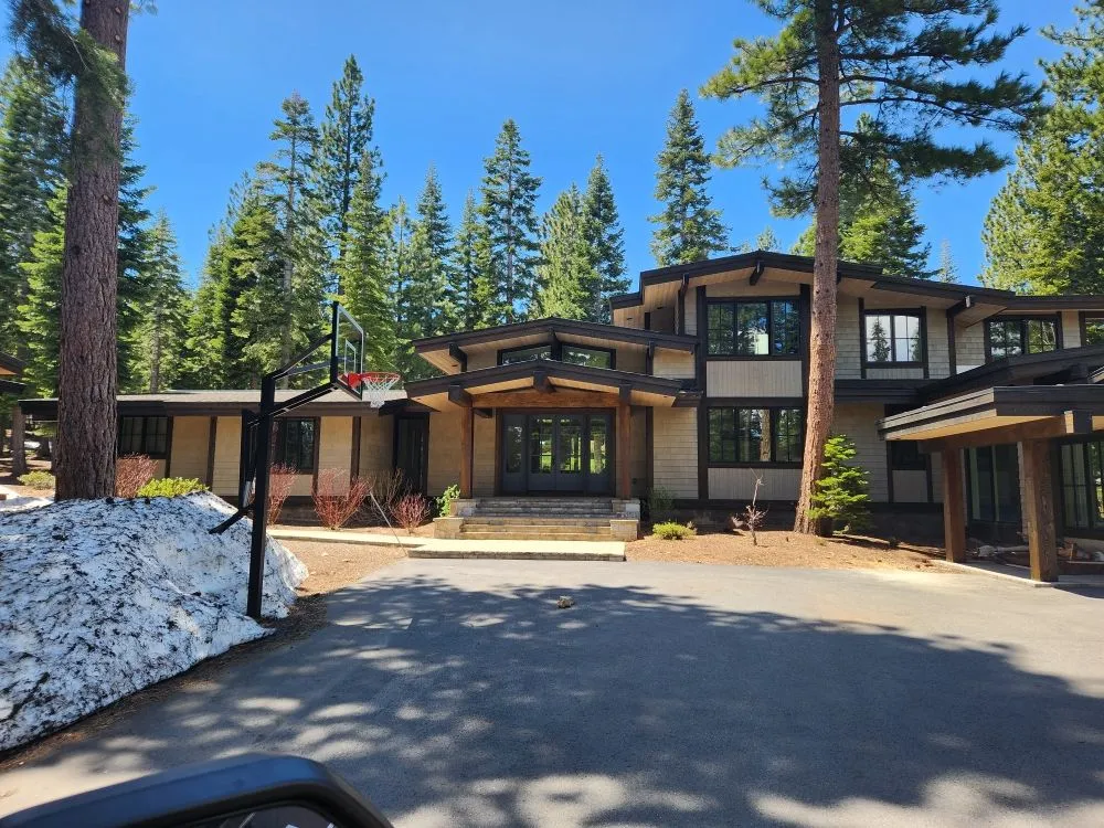 Slide of Jerson Roofing