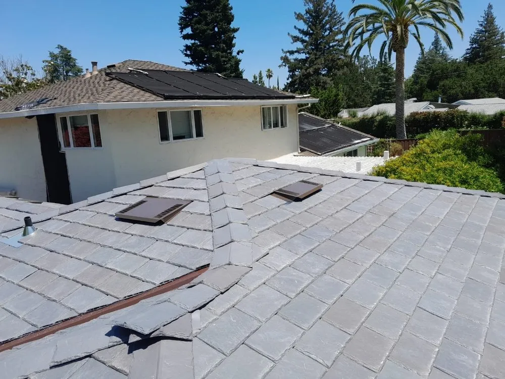 Slide of Jerson Roofing