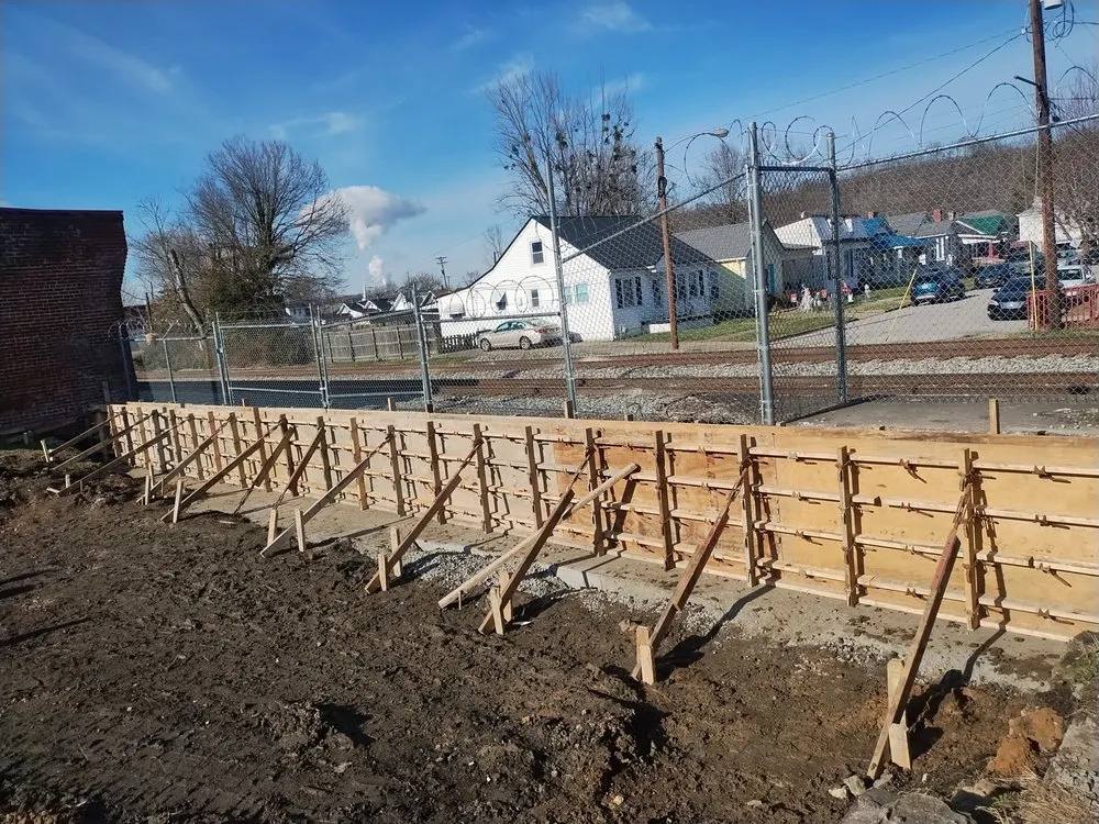 Reliable shingle roofing service in Lexington-Fayette, KY - Jessie's Concrete Finishers
