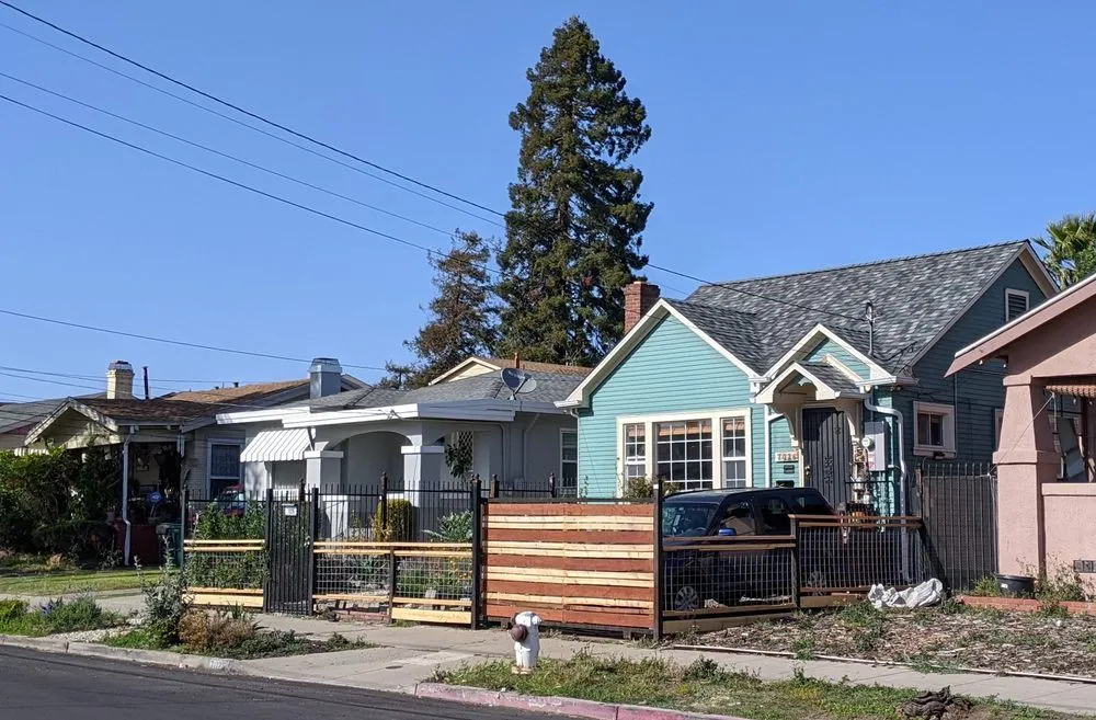 Slide of Jesus Lara & Sons Roofing