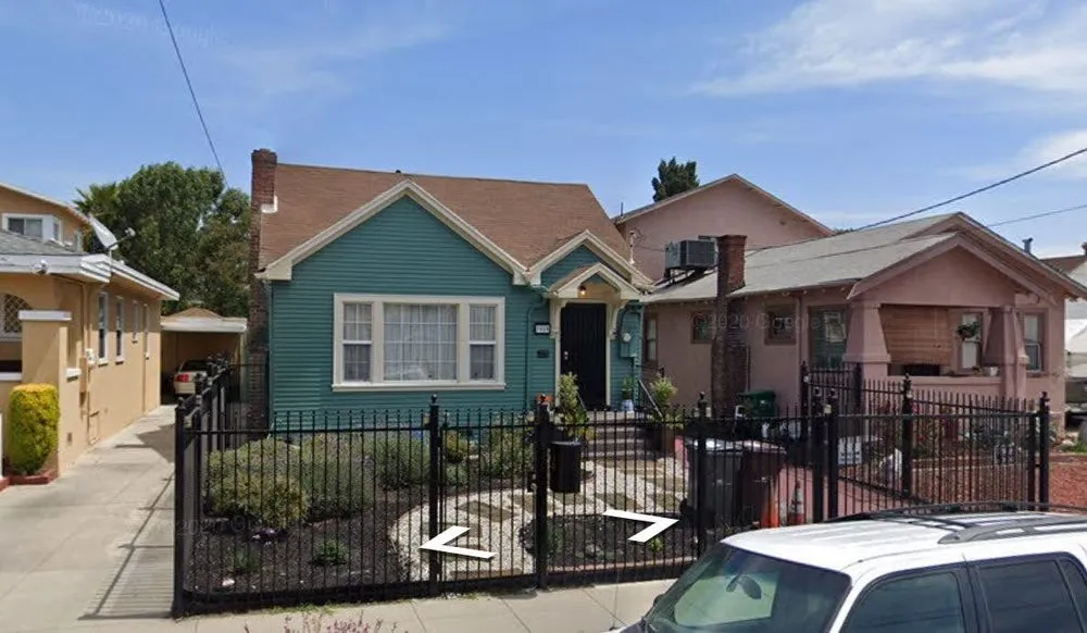 Slide of Jesus Lara & Sons Roofing