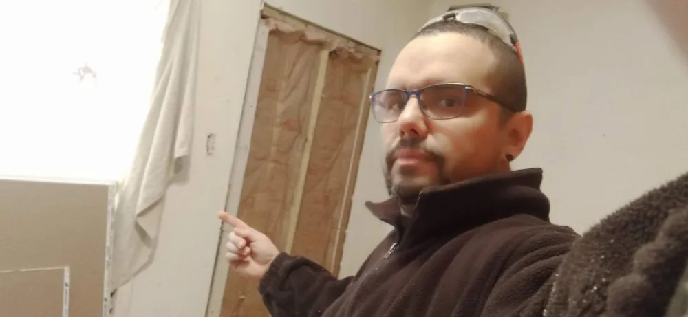 Slide of Jesus Mendoza