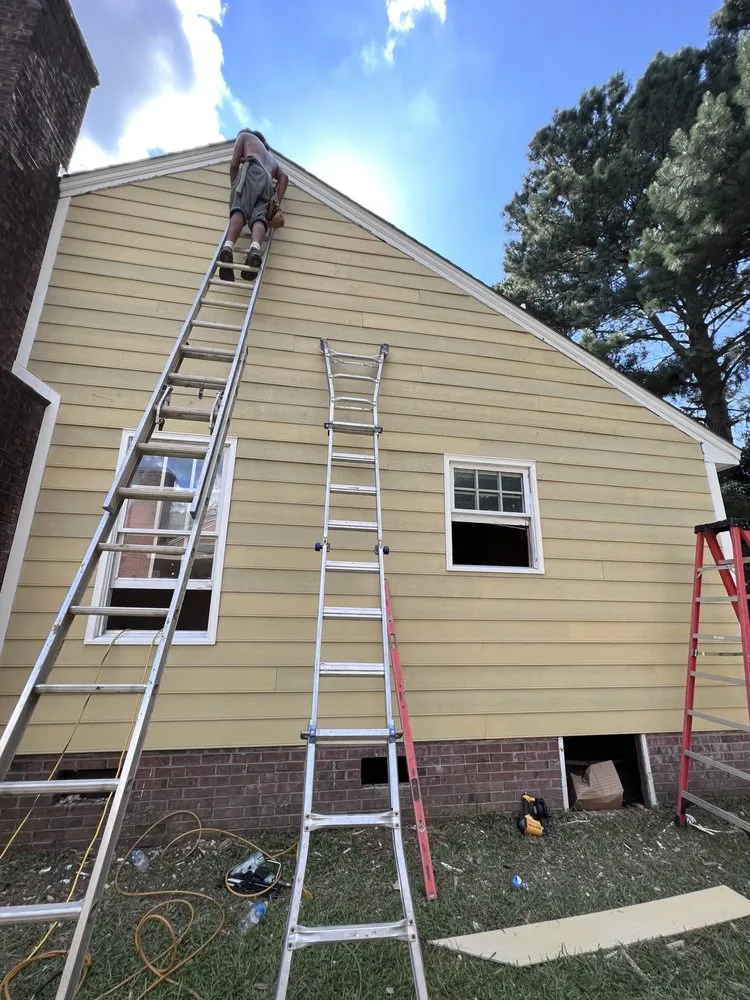 Emergency residential roofing service experts serving Sims, NC - Jesus Raya Construction
