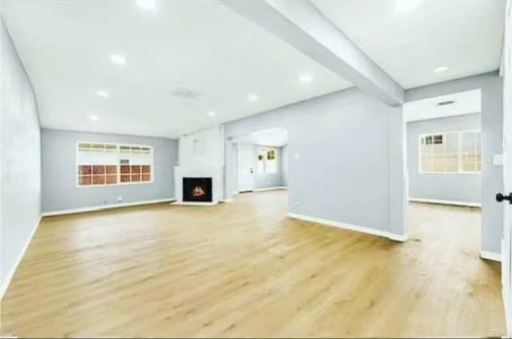 Slide of J&F BUILDING GROUP