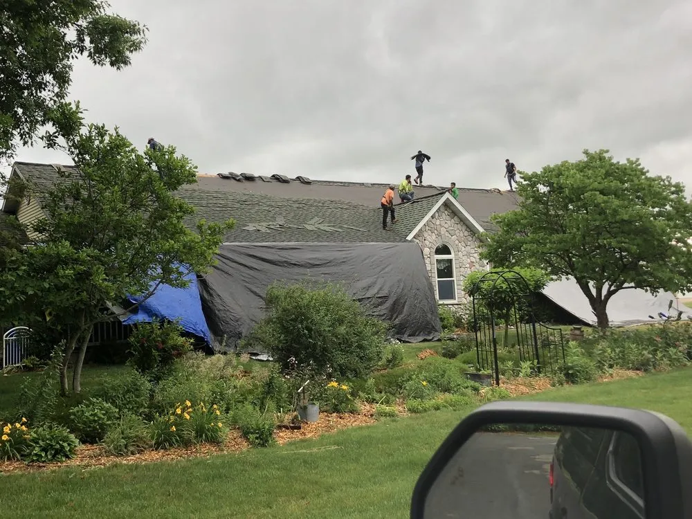 Slide of JF Lopez Roofing