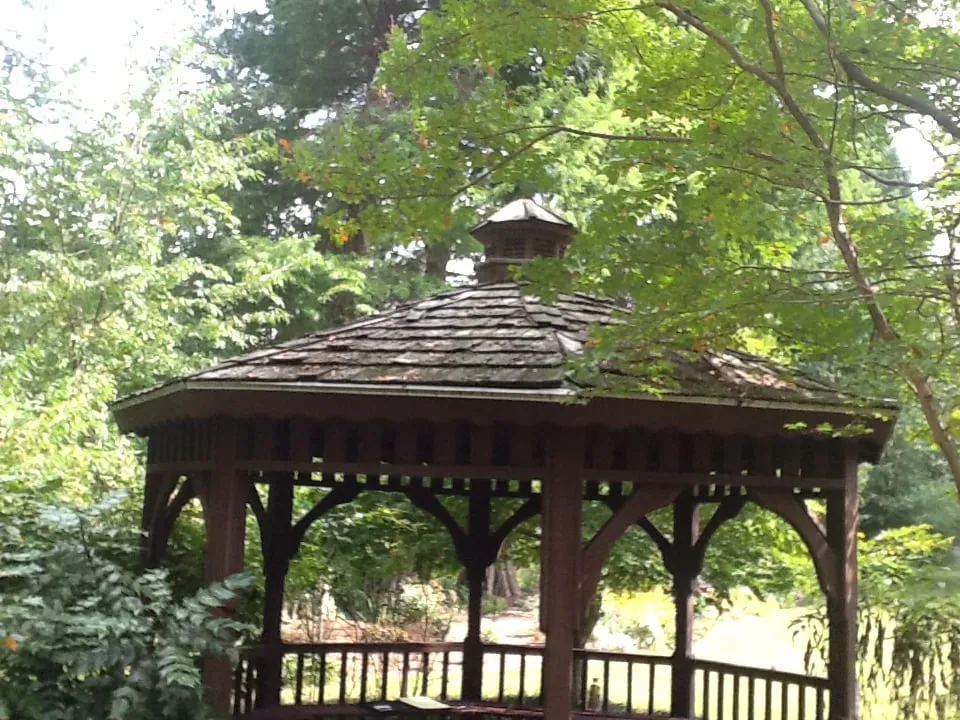 Slide of J&F Roofing Inc