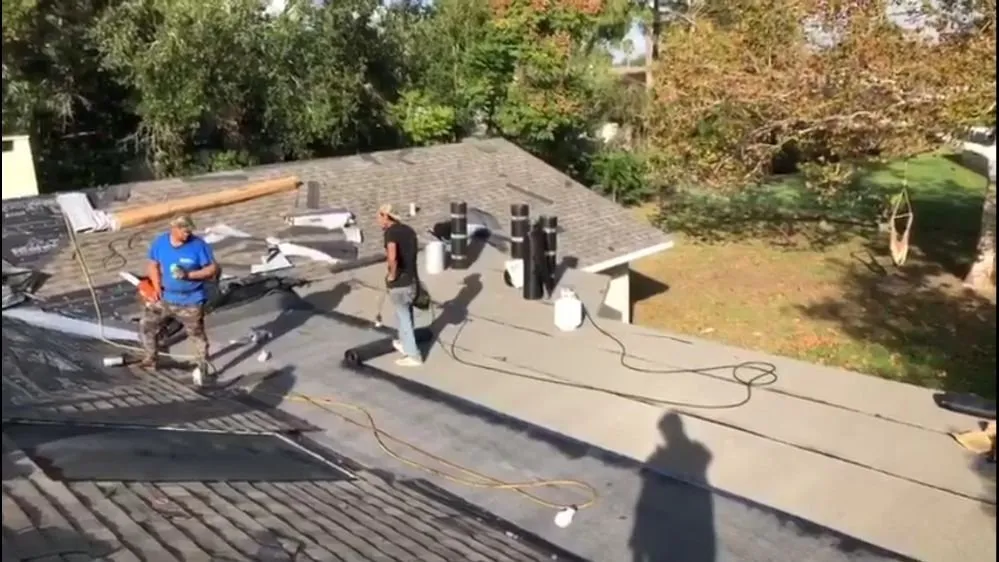 Slide of JG Rofing and Restorattion LLC