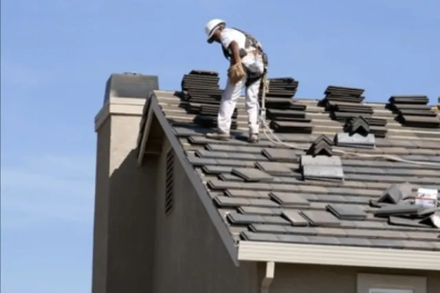 Slide of J&G Roofing and Paving