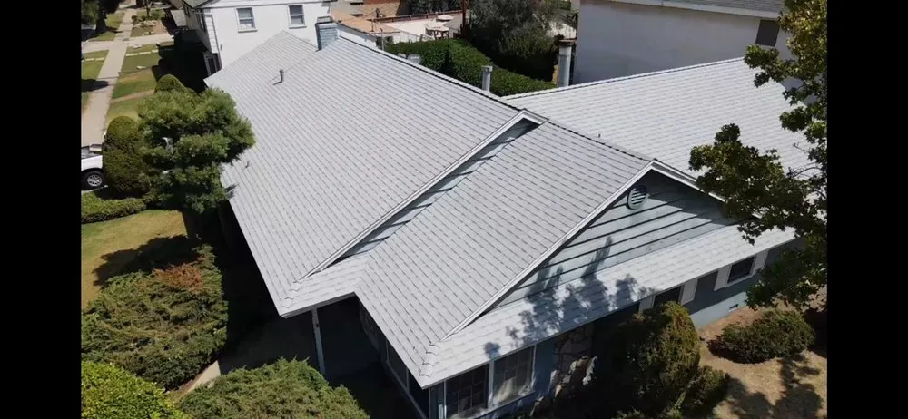 Slide of JGG Roofing