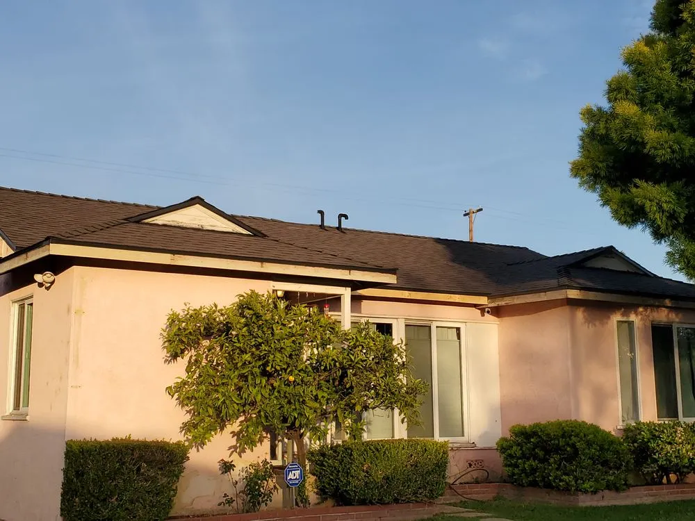 Slide of JGG Roofing