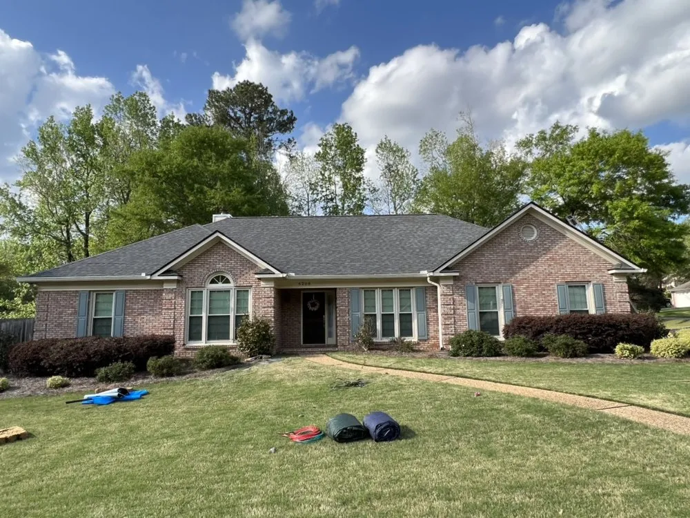 Slide of JGY Roofing