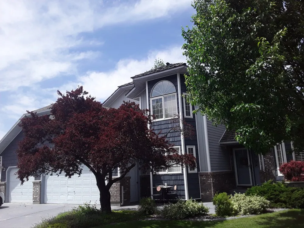 Emergency roof inspection experts serving Daggett, MI - J&H Construction