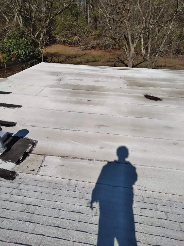 Slide of J&H Roofing & Repairs