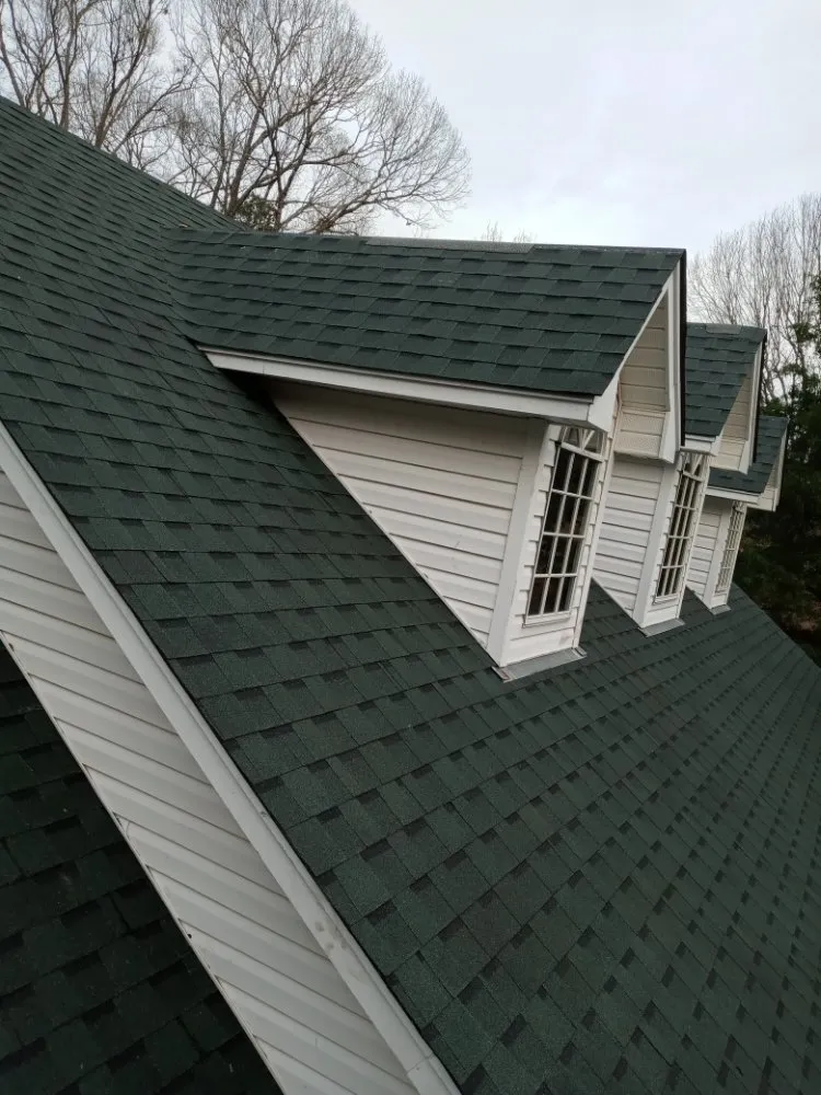 Slide of J&H Roofing & Repairs