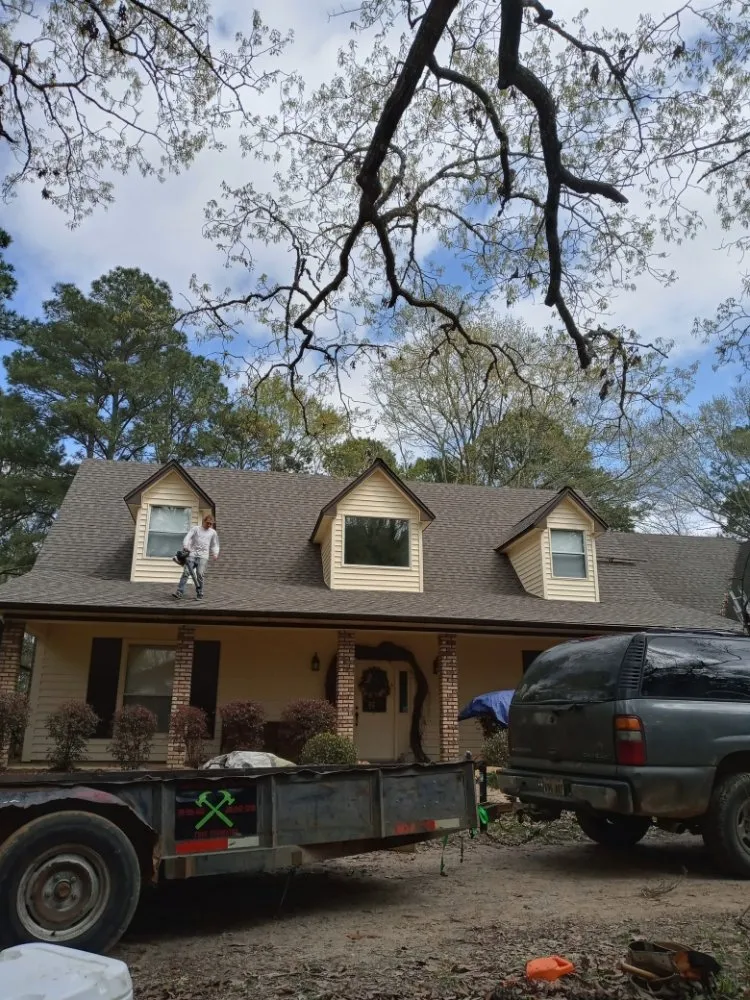 Slide of J&H Roofing & Repairs