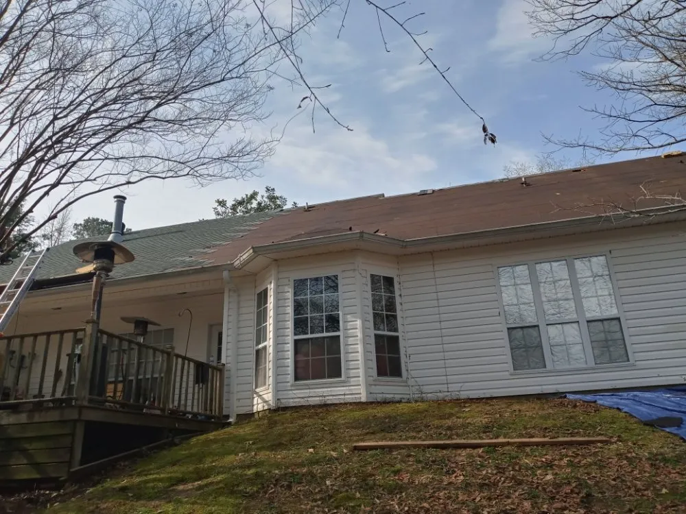 Slide of J&H Roofing & Repairs