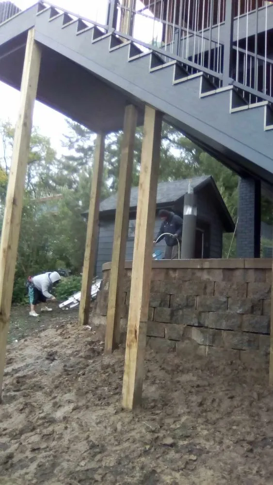 Top-rated shingle roofing service in Roan Mountain, TN - JHM Exteriors & Renovations