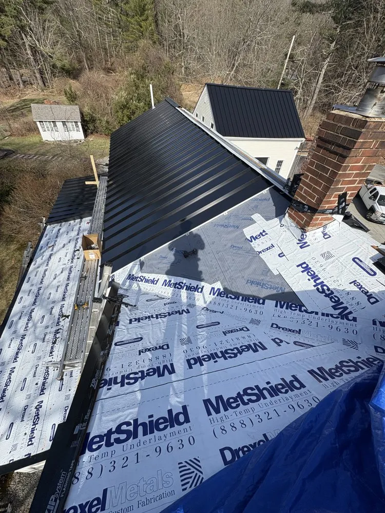 Slide of Jhonsito Forever Construction